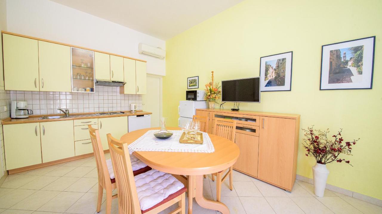 Apartment Mija Bol